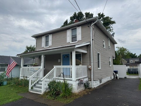 Homes For Sale - 117 Lagrange Street<br/> Vestal, NY 13850
