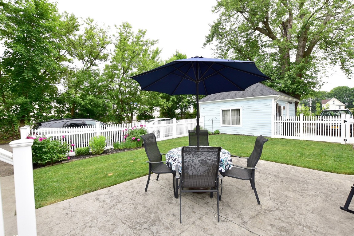 116 Mckinley Avenue, Endicott, New York image 4