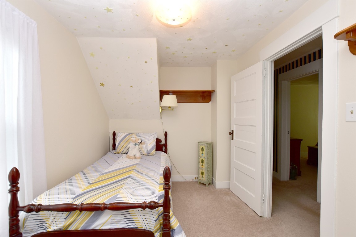 116 Mckinley Avenue, Endicott, New York image 27