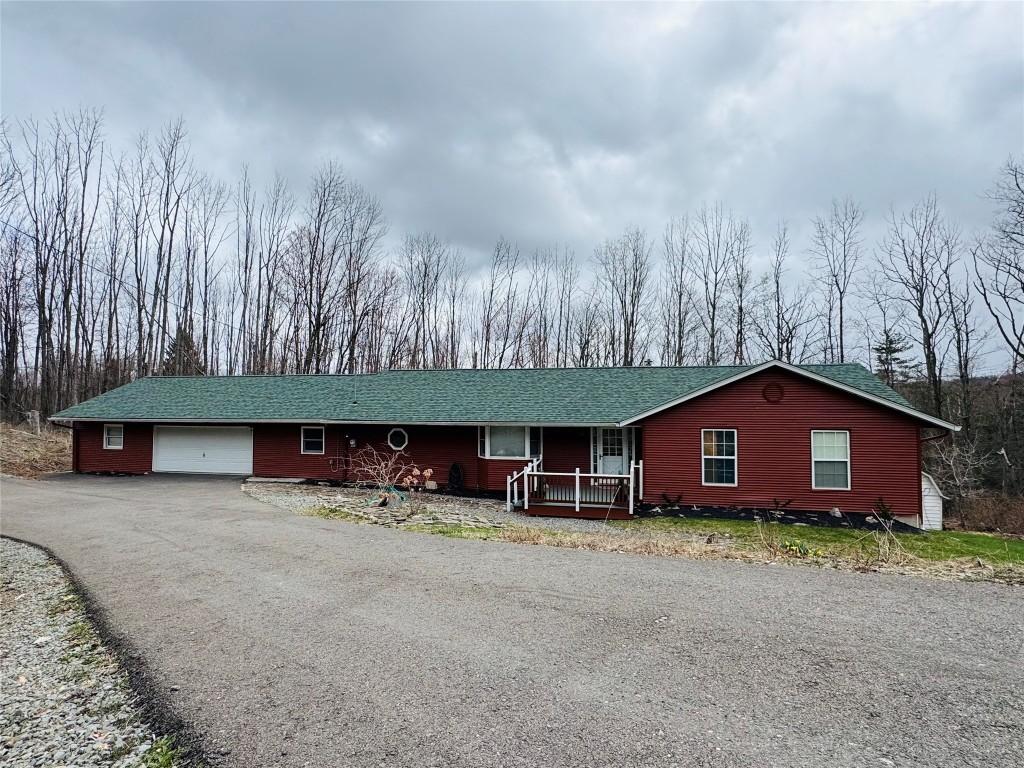 106 Ahern Road, Binghamton, New York image 1
