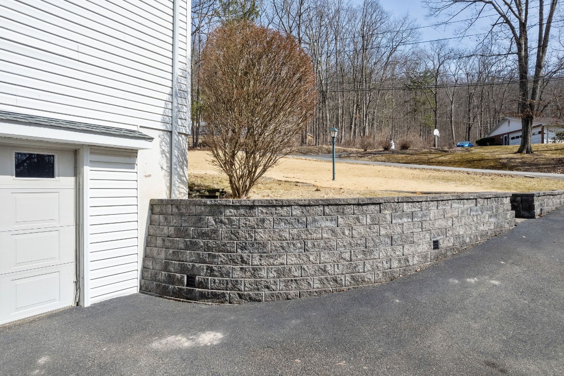 341 Tilbury Road, Endicott, New York image 4