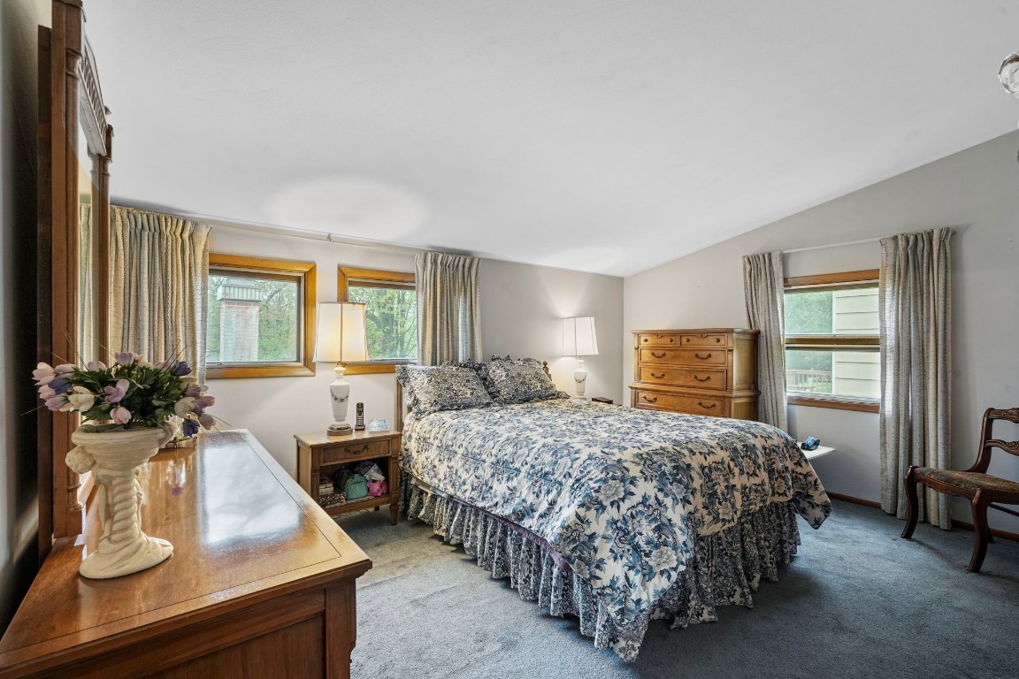416 Kathleen Drive, Endicott, New York image 18