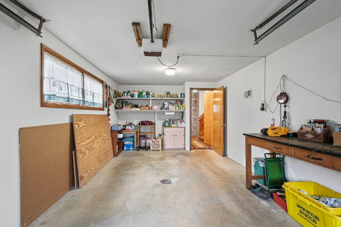 416 Kathleen Drive, Endicott, New York image 23