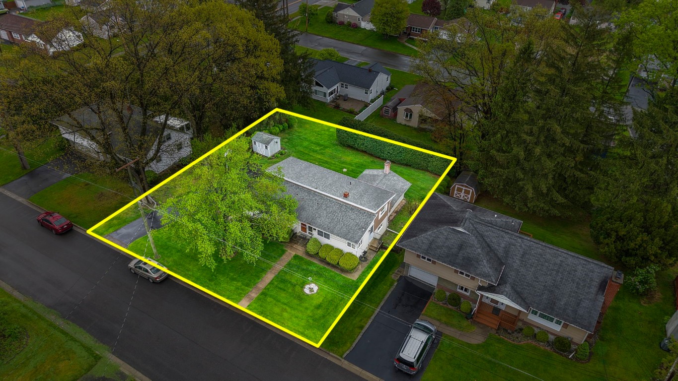 416 Kathleen Drive, Endicott, New York image 30