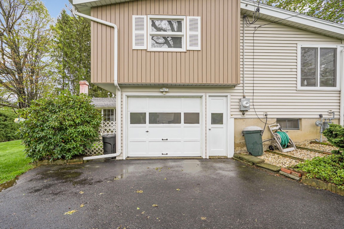 416 Kathleen Drive, Endicott, New York image 27