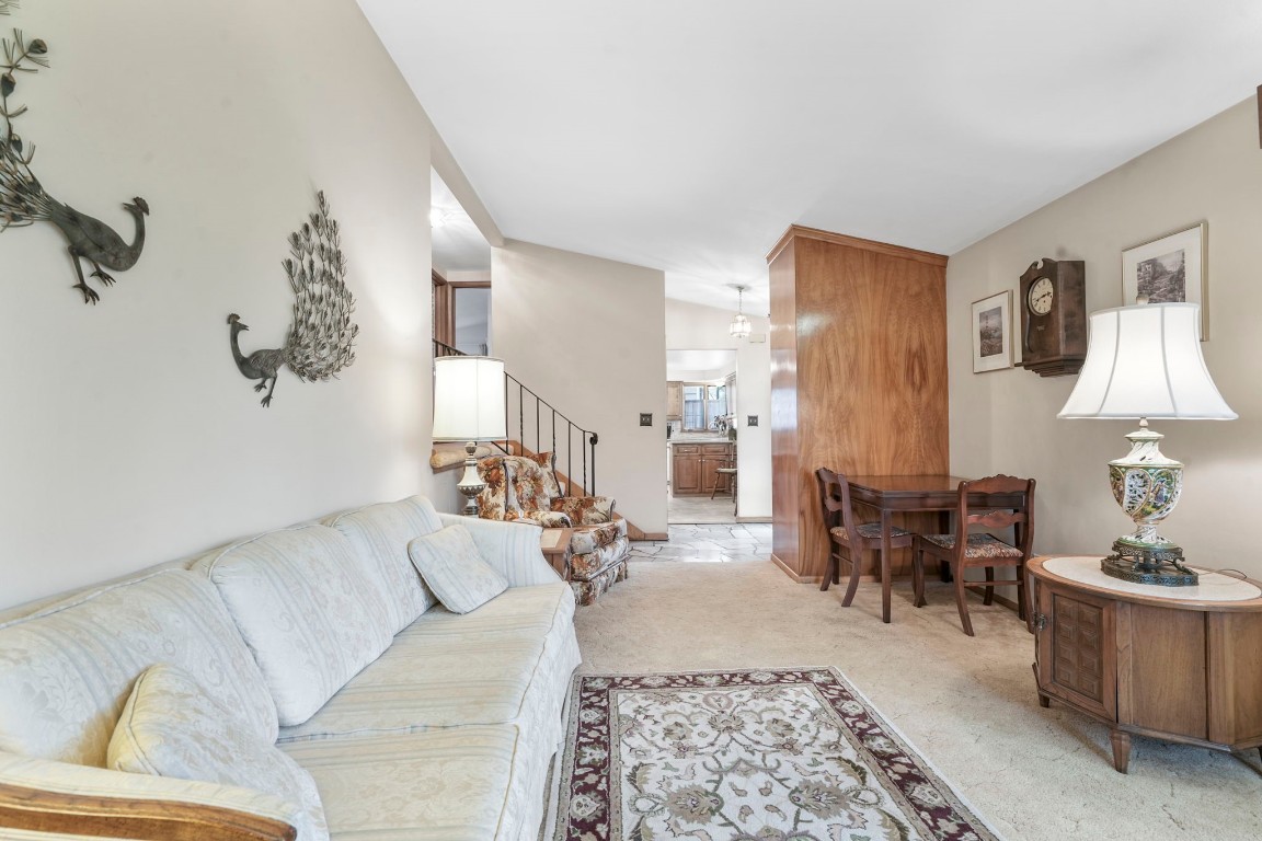 416 Kathleen Drive, Endicott, New York image 10