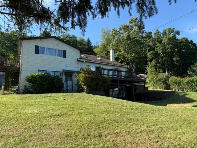 1143 River Road - Photo 2