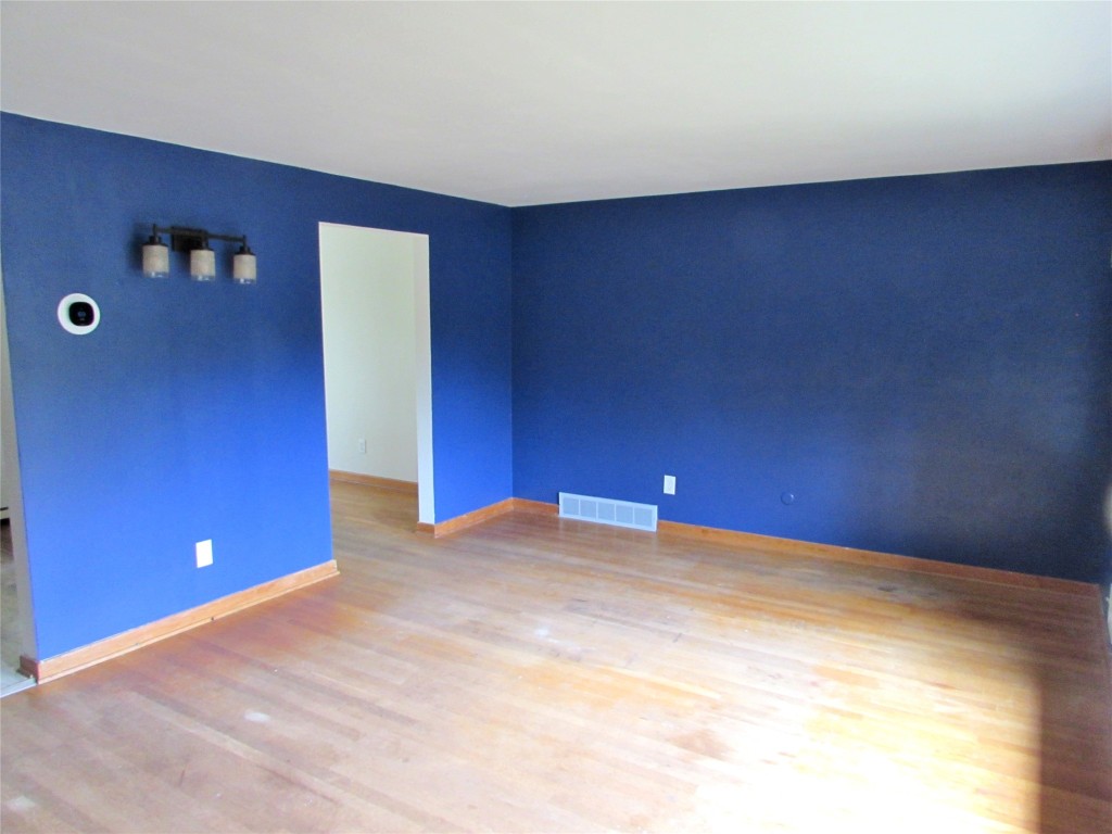 713 Country Club Road, Vestal, New York image 5