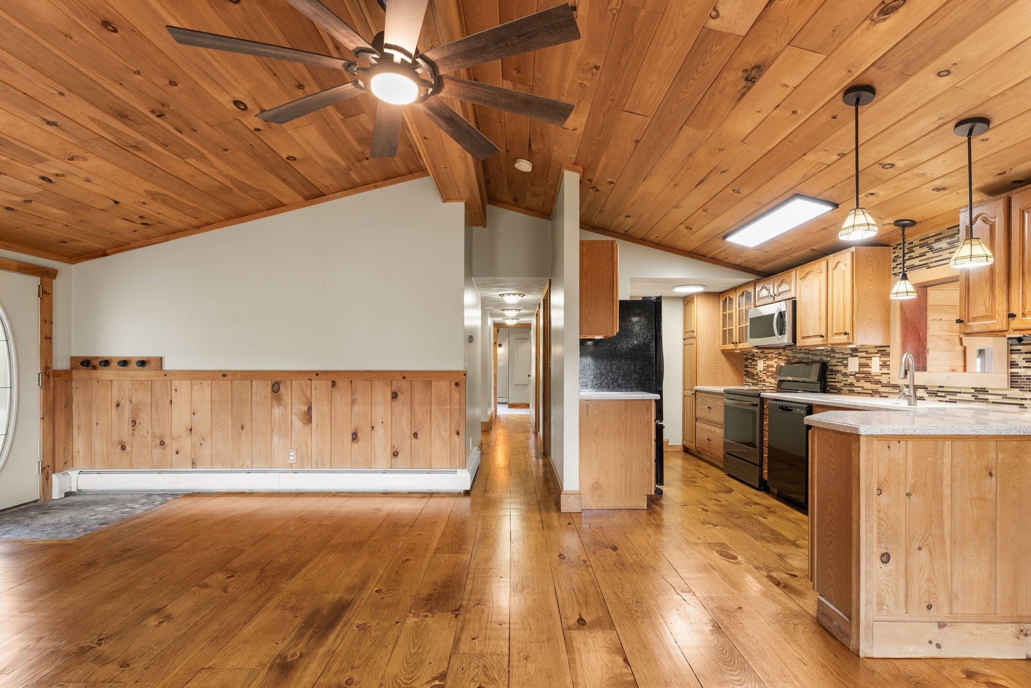 395 Hardy Road - Photo 2