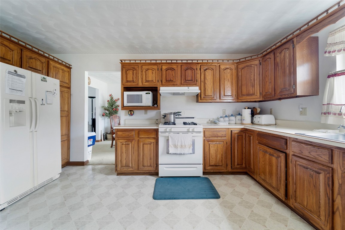 1151 Reynolds Road, Johnson City, New York image 5