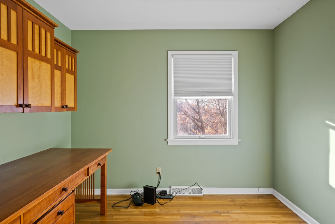 2160 E Hamton Road, Binghamton, New York image 17