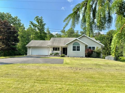 1819 E Campville Road Endicott NY 13760