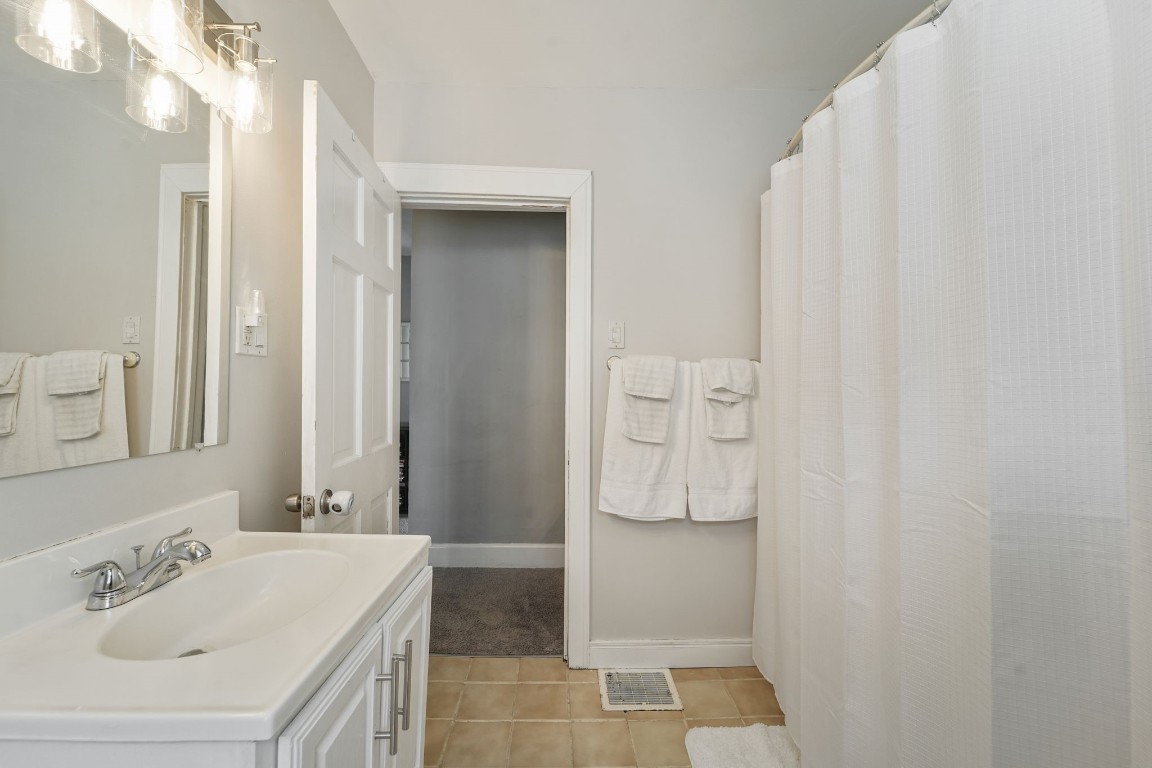 180 Ackley Avenue, Johnson City, New York image 21