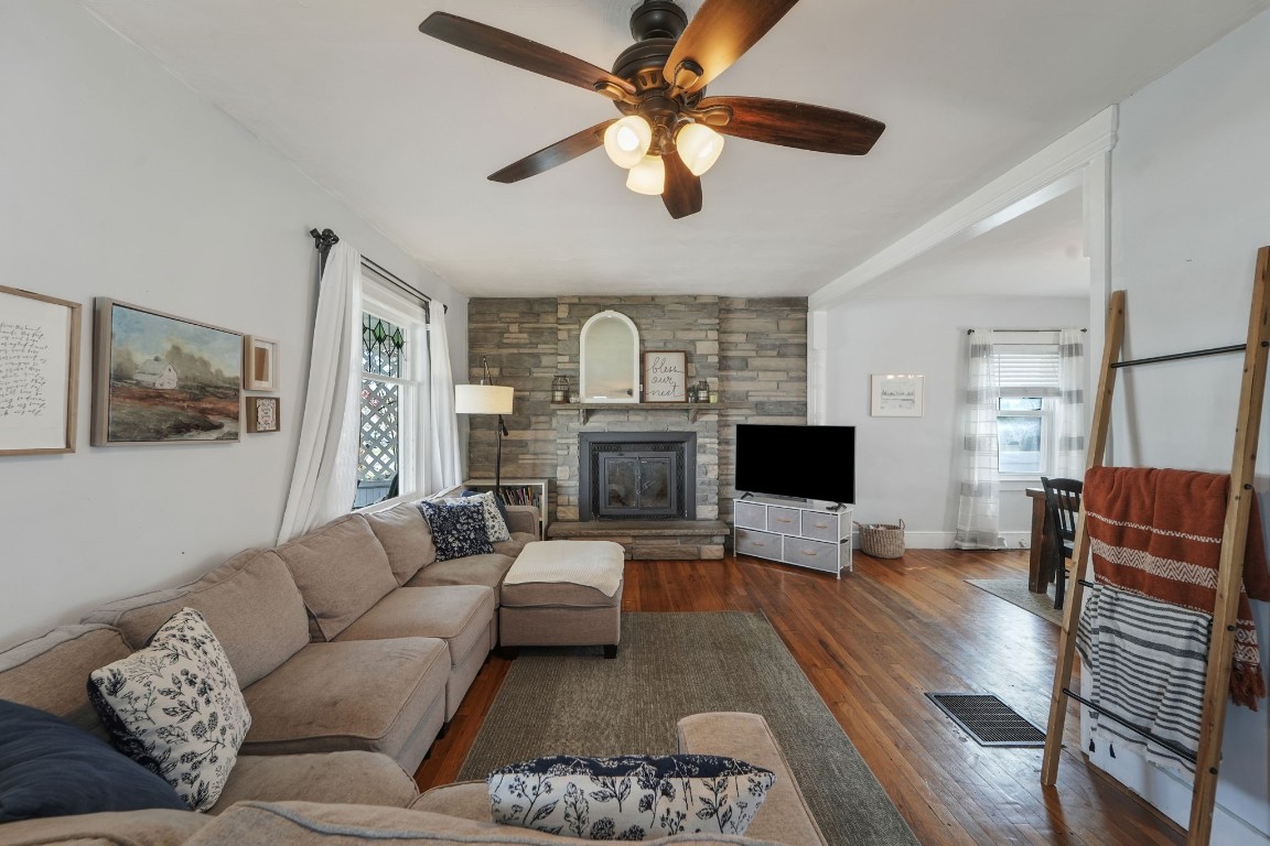180 Ackley Avenue, Johnson City, New York image 4