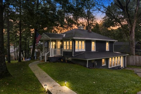 Photo for 3537 Parkway Street