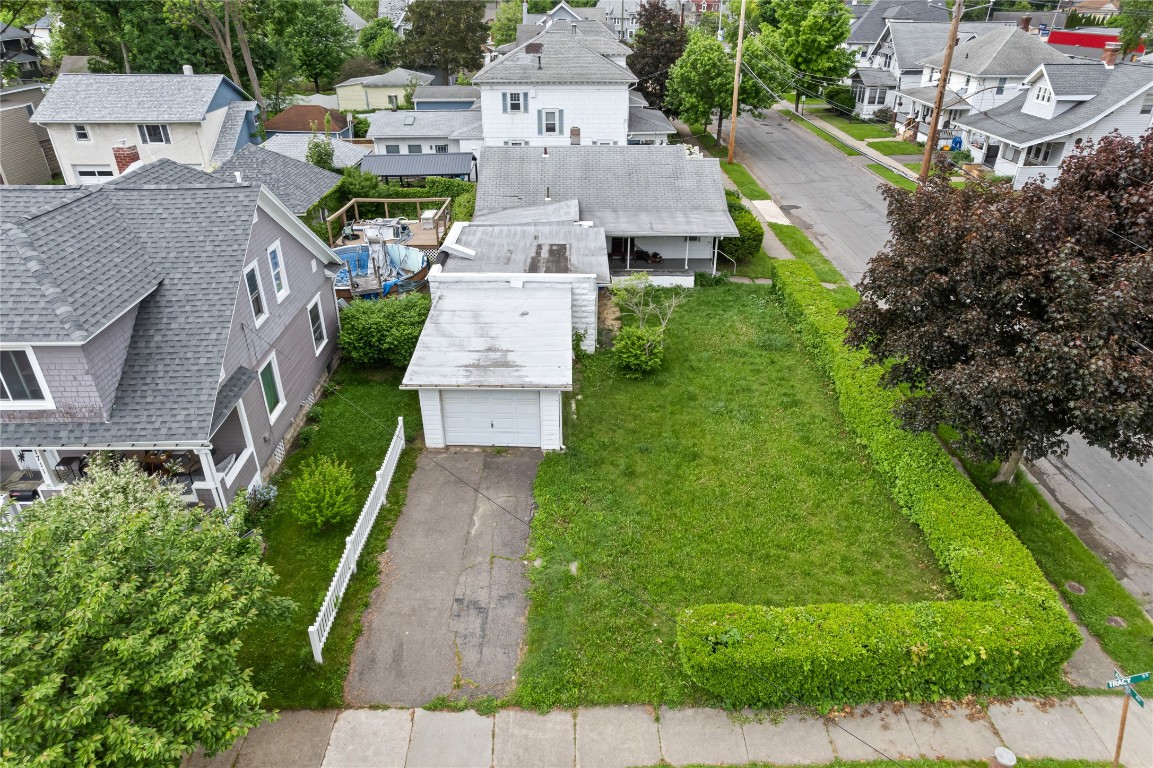 316 Adams Ave, Endicott, New York image 3