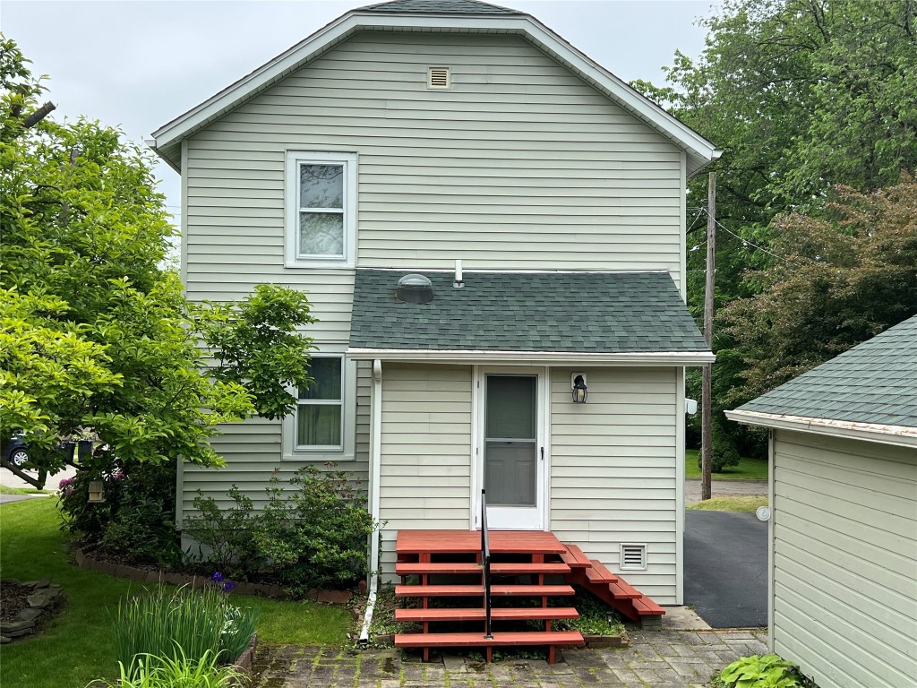 71 Shelby Street, Johnson City, New York image 5