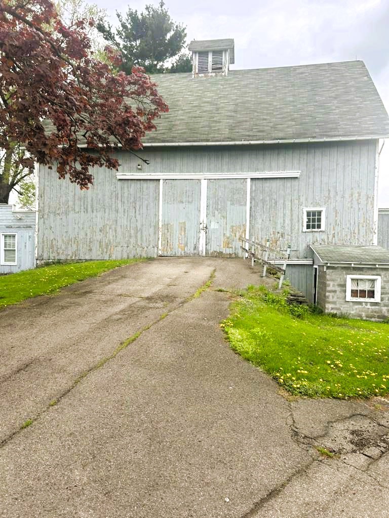 2221 Vestal Road
