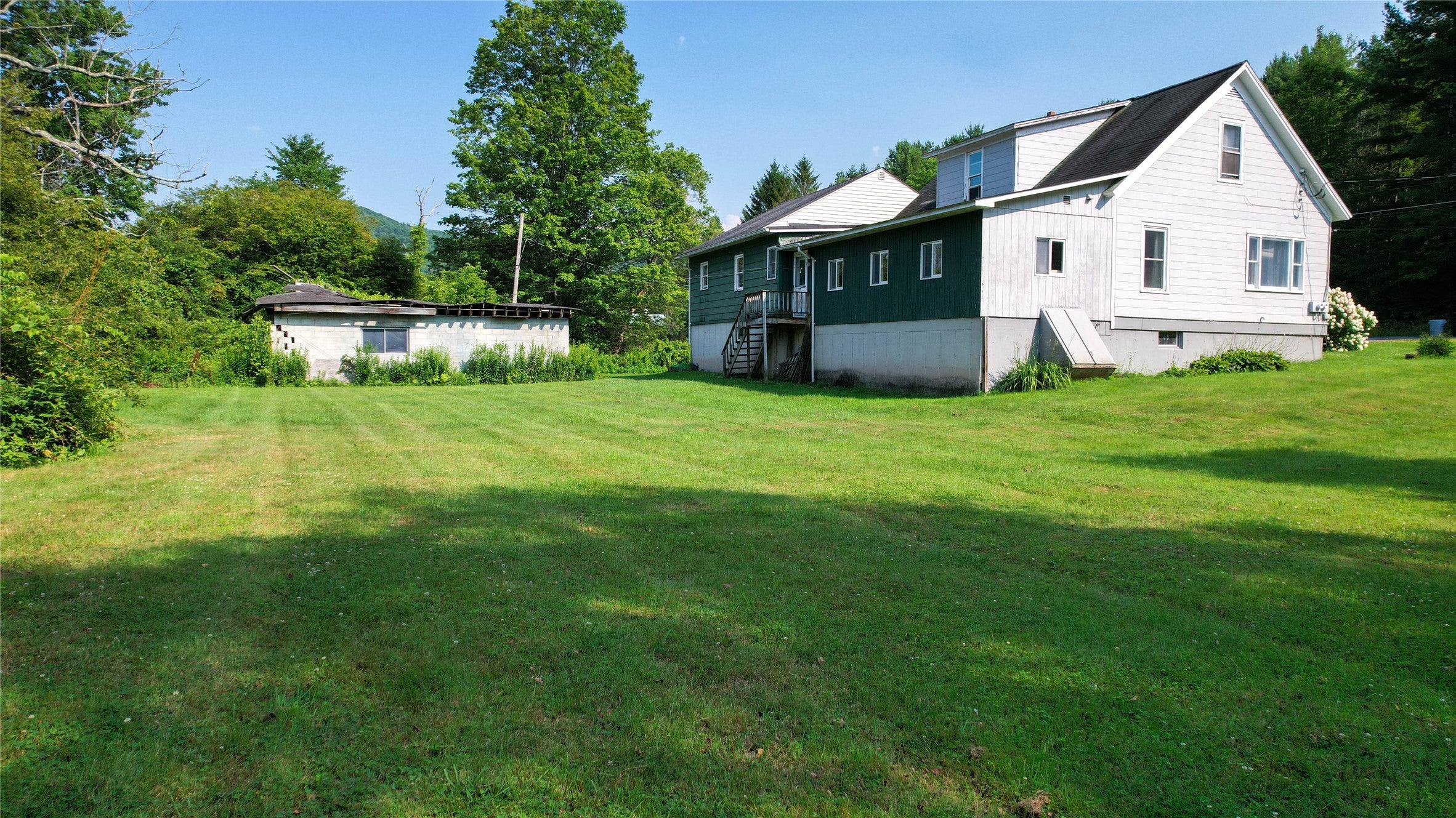 891 E River Road - Photo 2