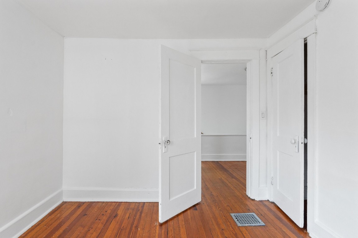 40 Jackson Avenue, Endicott, New York image 4