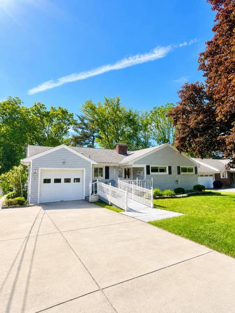 Homes For Sale - 1263 Cornell Avenue<br/> Binghamton, NY 13901