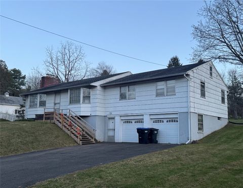 331 Echo Road Vestal NY 13850