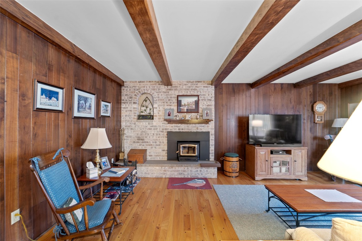 240 Ridgefield Road, Endicott, New York image 16