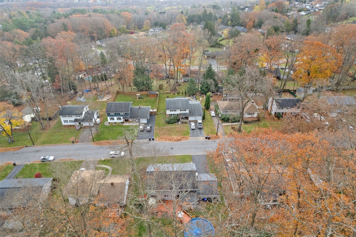 240 Ridgefield Road, Endicott, New York image 3