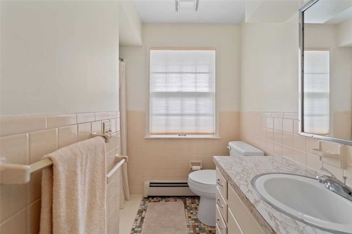240 Ridgefield Road, Endicott, New York image 22