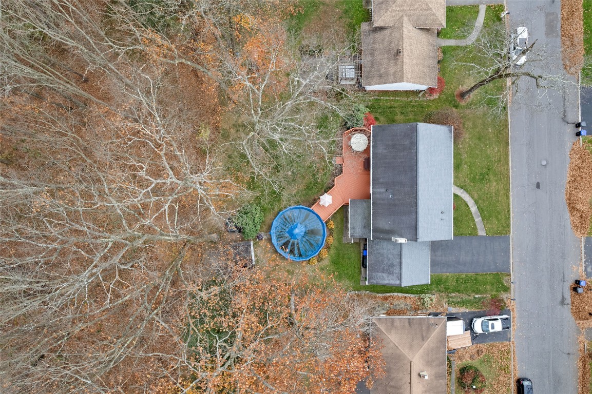 240 Ridgefield Road, Endicott, New York image 4