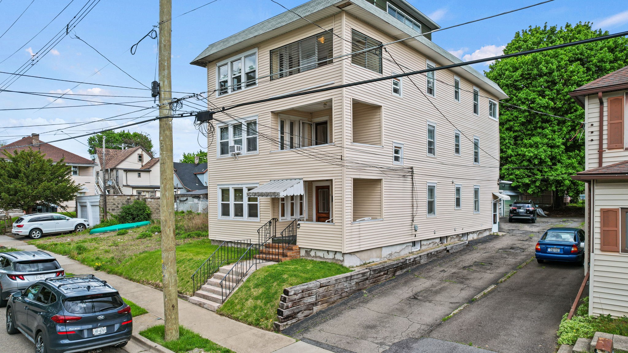 Photo 1 of 34 — 17 Elizabeth Street, Johnson City, NY 13790