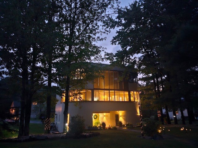 2051 Cheshire Road - Photo 2