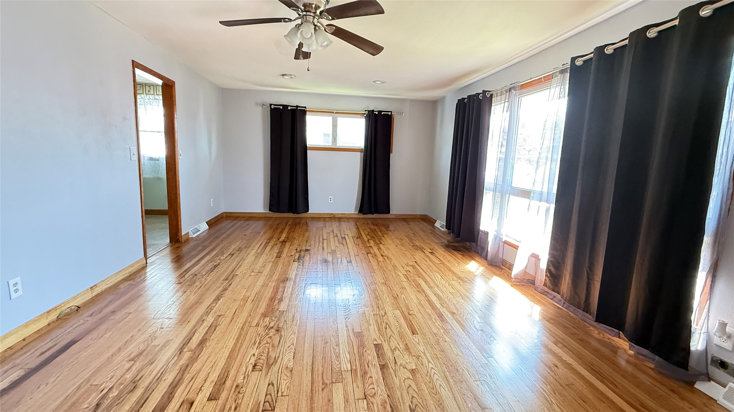 3653 Rath Avenue - Photo 2