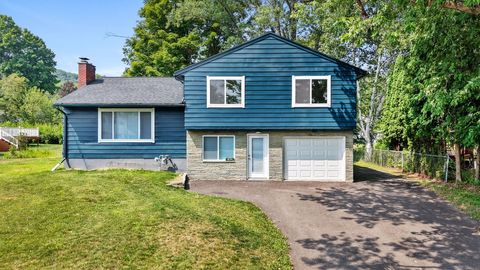 804 Murray Hill Road Vestal NY 13850