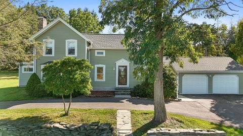 94 Grippen Hill Road Vestal NY 13850