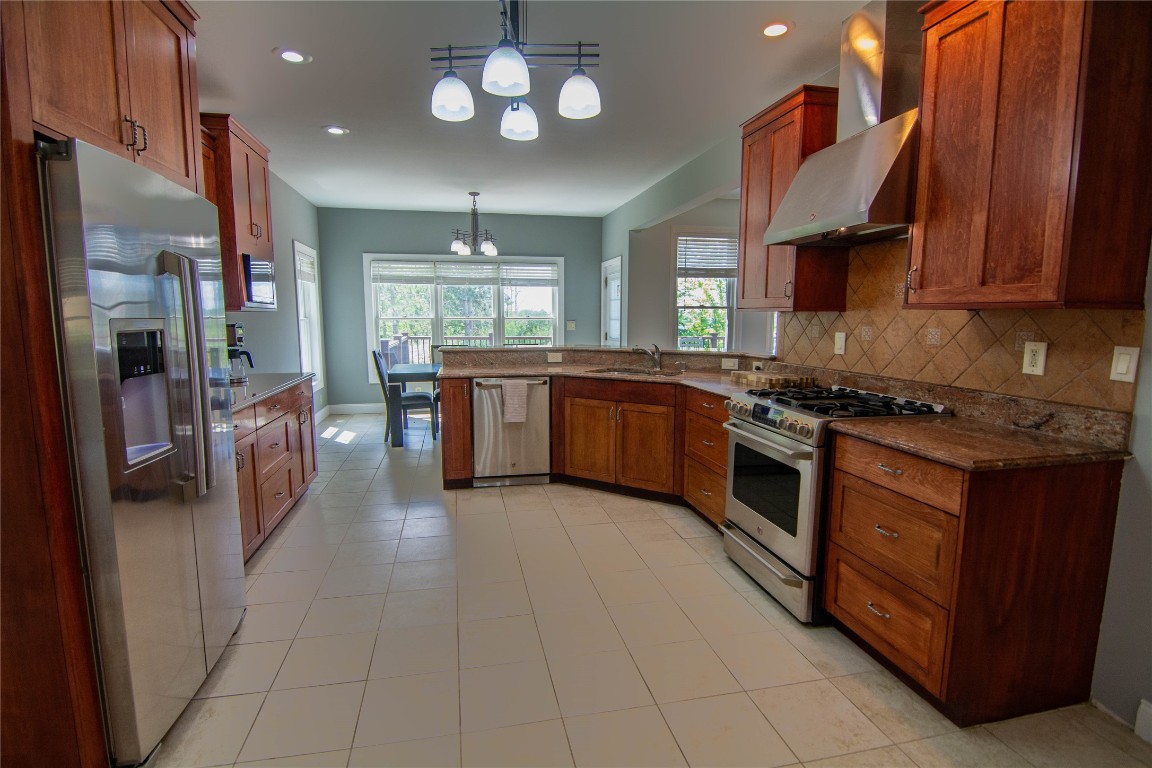 110 Briar Road, Vestal, New York image 12