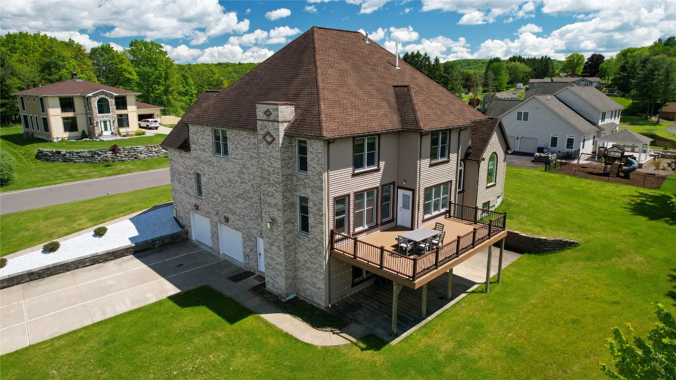 110 Briar Road, Vestal, New York image 3