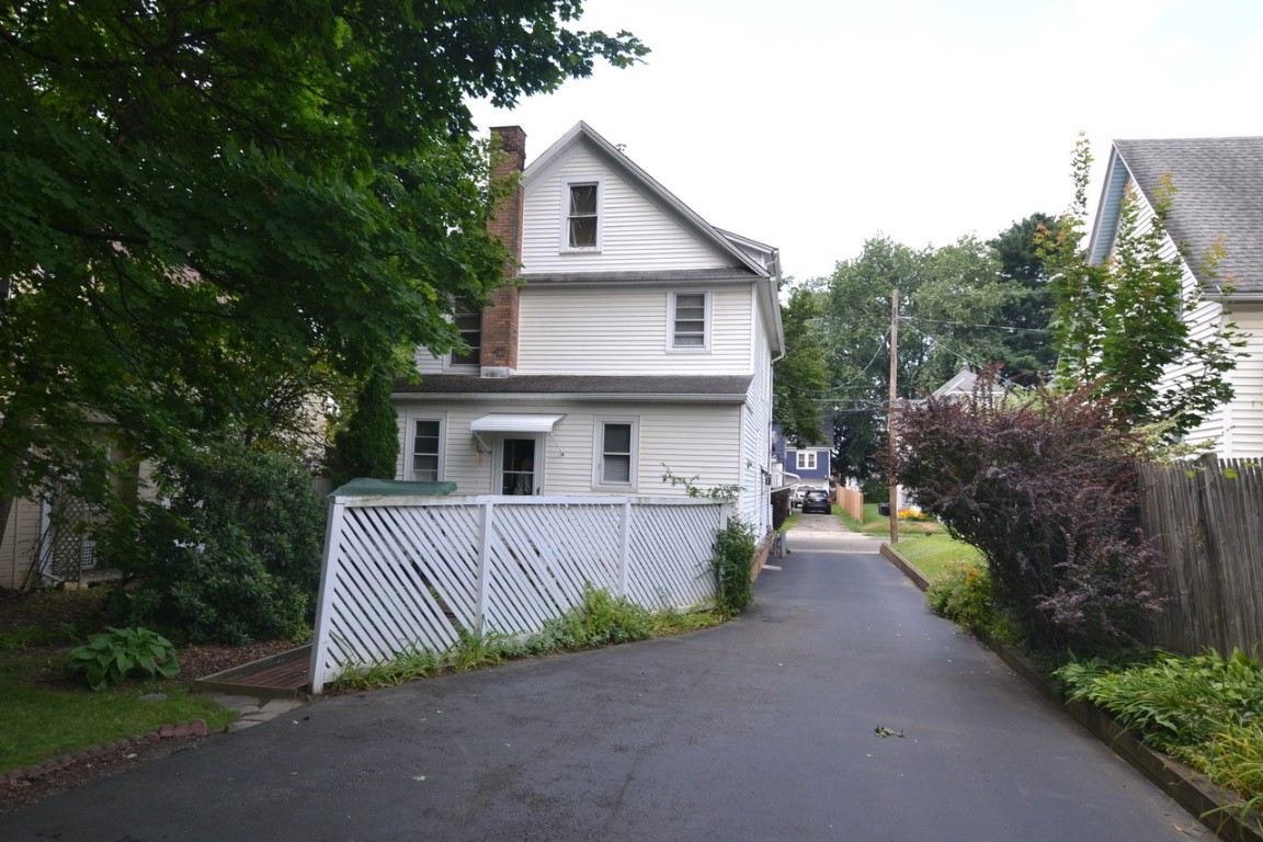 115 Cleveland Avenue, Endicott, New York image 32