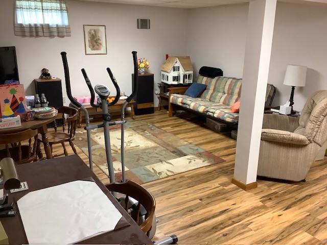209 Brooks Avenue, Vestal, New York image 32