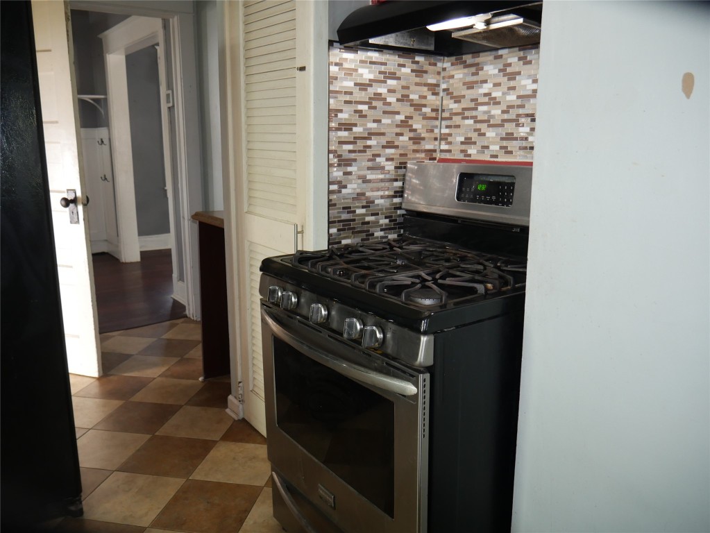 66 Cook Street, Johnson City, New York image 21