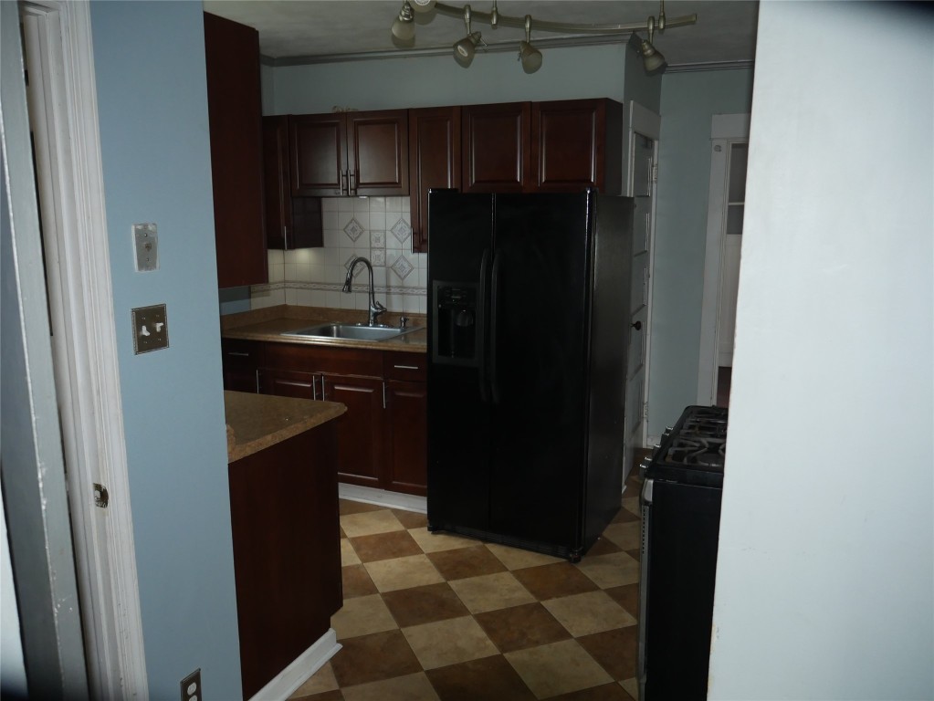 66 Cook Street, Johnson City, New York image 22