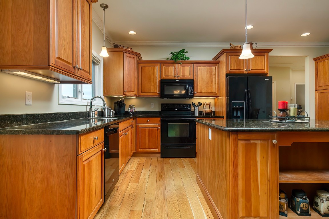 18 Eagle Drive, Endicott, New York image 8