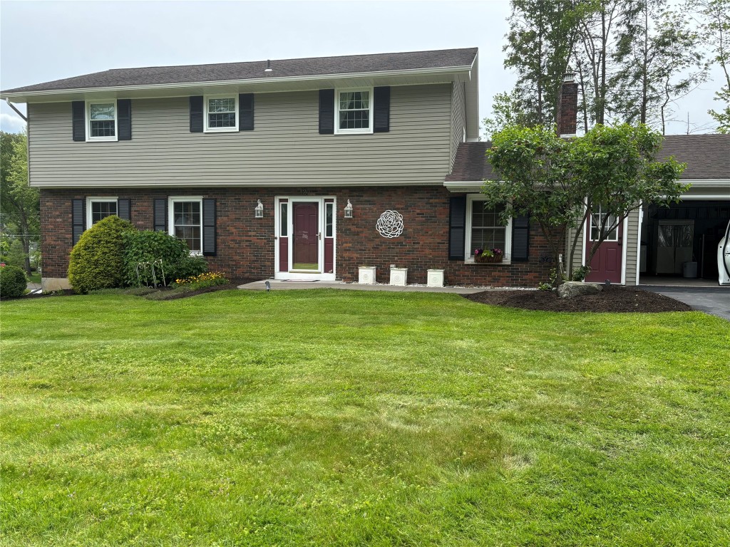 420 Clarkson Drive, Vestal, New York image 1