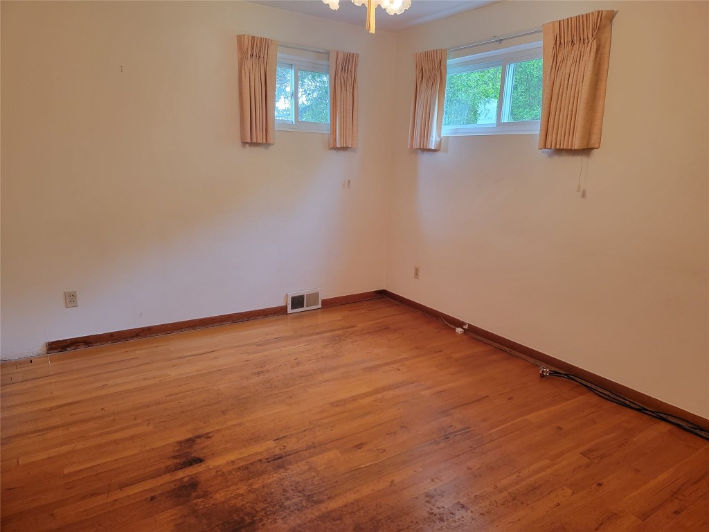 2721 Smith Drive, Endicott, New York image 11