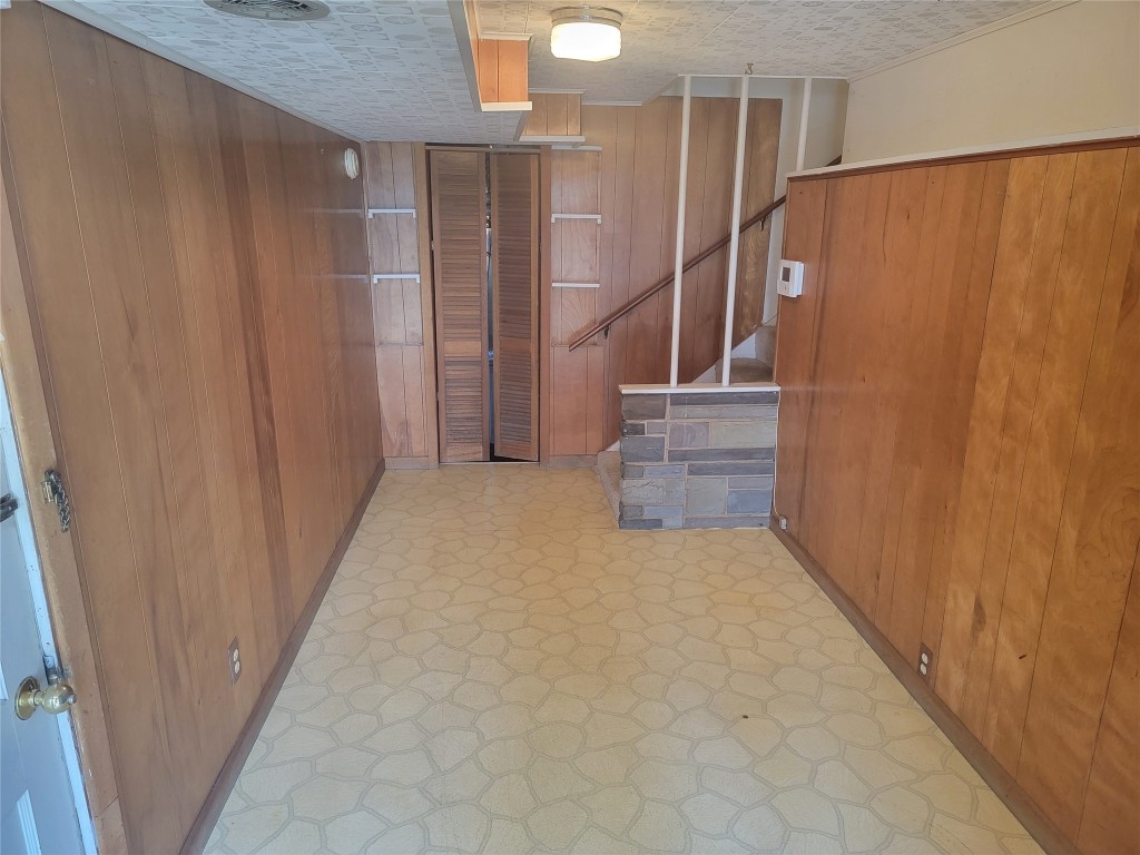2721 Smith Drive, Endicott, New York image 14