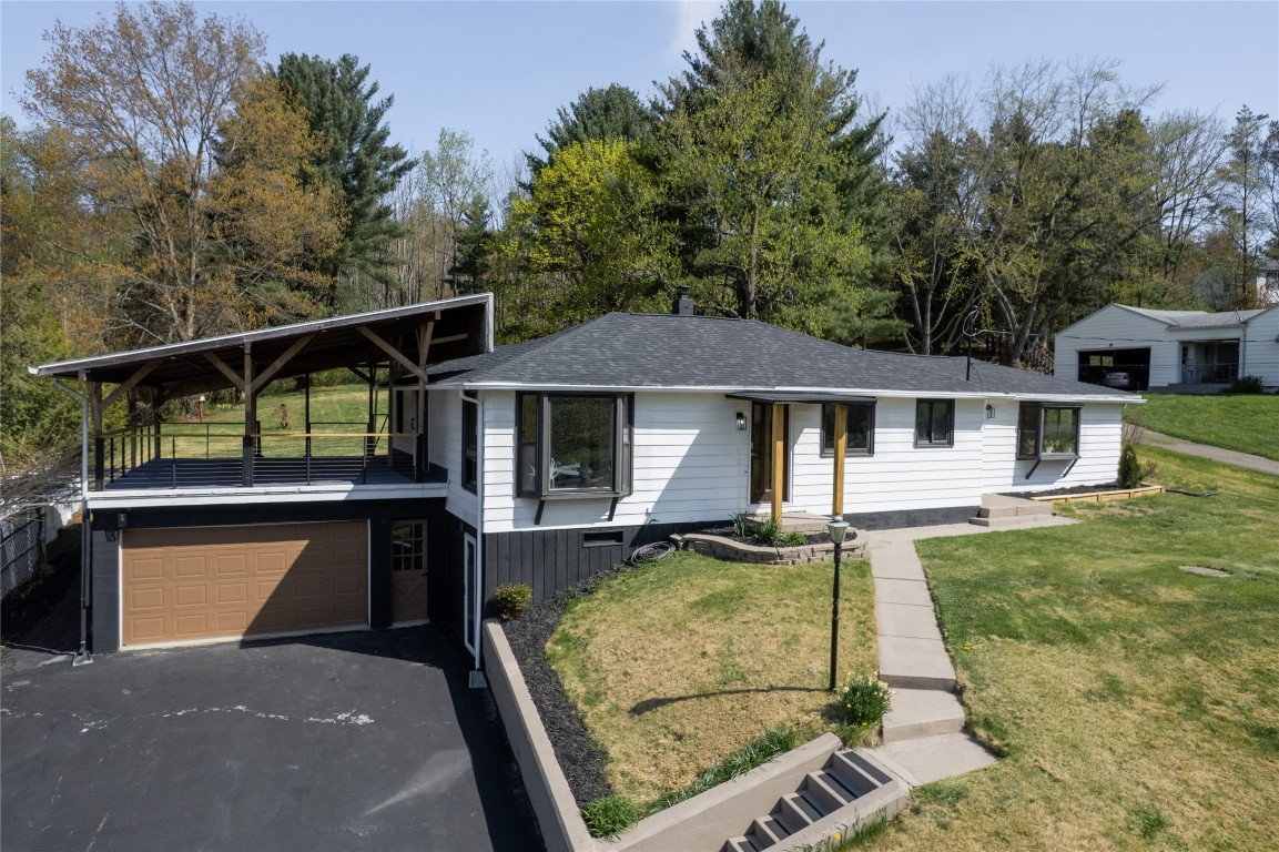149 Meeker Road, Vestal, New York image 3