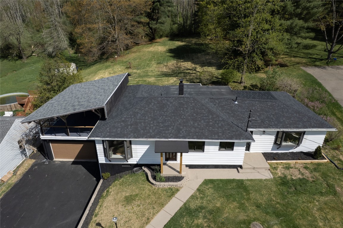 149 Meeker Road, Vestal, New York image 1