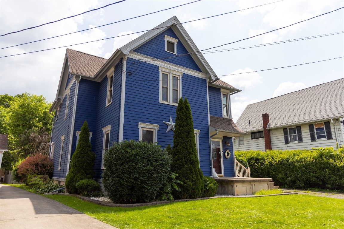 452 Fulton Street - Photo 3