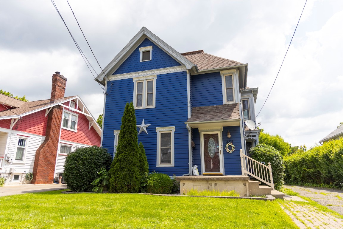 452 Fulton Street - Photo 2