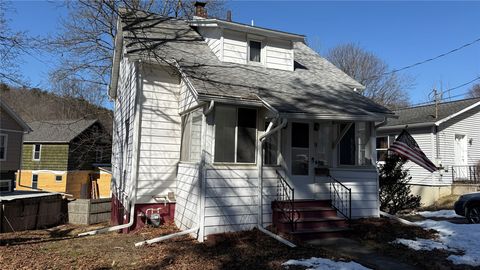 Homes For Sale - 8 Bayless Avenue<br/> Broome County, Binghamton, NY 13903